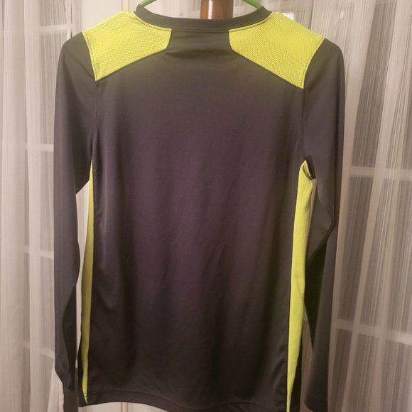 Nike DRI-FIT Long Sleeve Charcoal Gray & Neon Athletic Shirt Boys Large - Picture 2 of 9